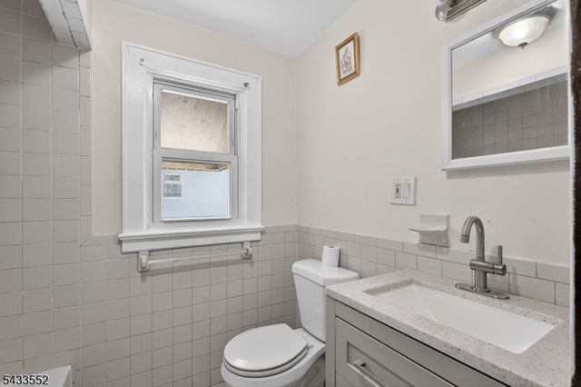 1231 Union St, Linden City, NJ 07036