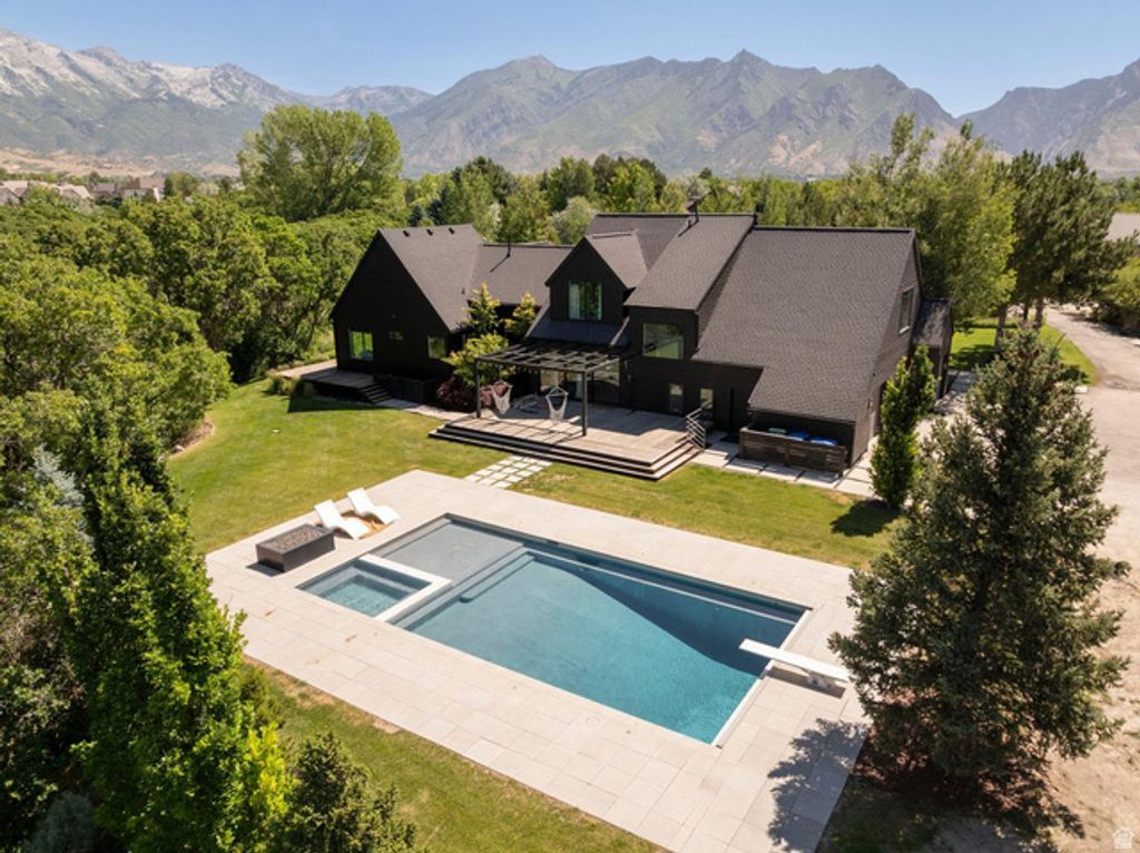 11085 N YARROW CIR, Highland, UT 84003