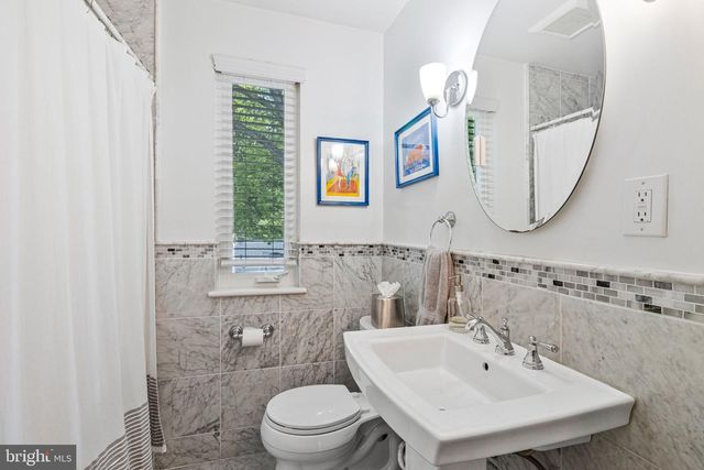 7411 WYNDALE LN, Chevy Chase, MD 20815