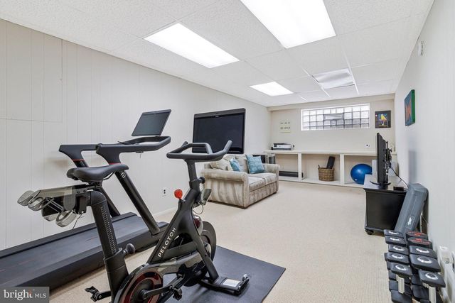 7411 WYNDALE LN, Chevy Chase, MD 20815