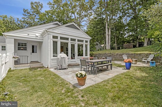 7411 WYNDALE LN, Chevy Chase, MD 20815