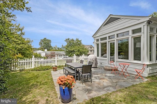 7411 WYNDALE LN, Chevy Chase, MD 20815