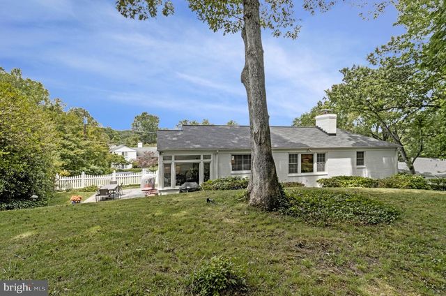 7411 WYNDALE LN, Chevy Chase, MD 20815