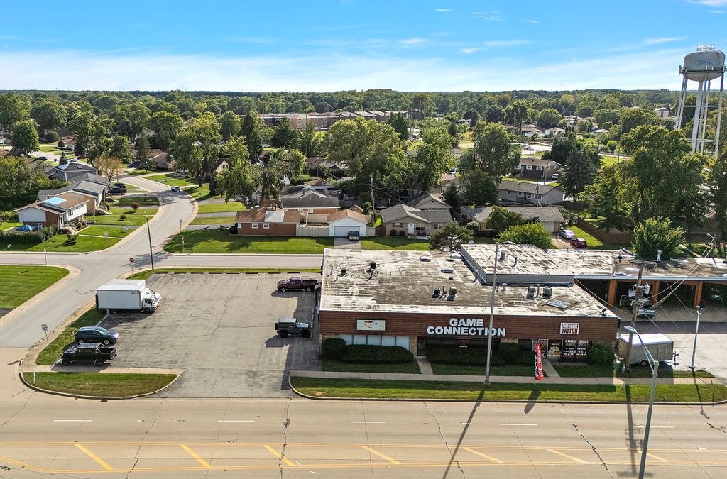 12741 Cal Sag Road, Crestwood, IL 60418
