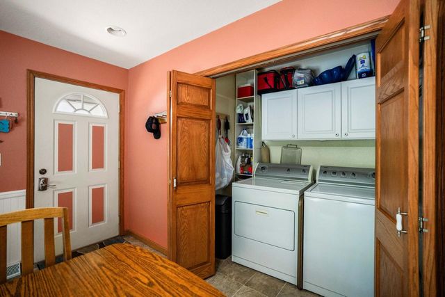 418 S Charles STREET, Oconomowoc, WI 53066
