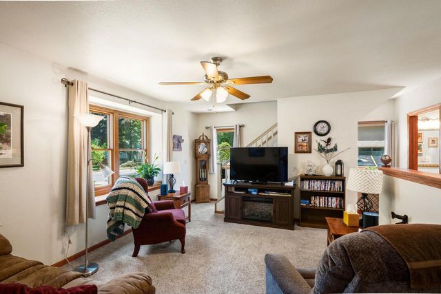 418 S Charles STREET, Oconomowoc, WI 53066