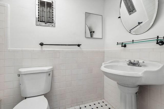 1110 N RIVERSIDE Drive 23, Pompano Beach, FL 33062