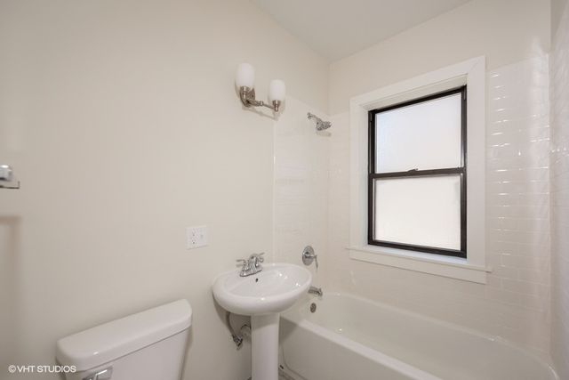 4934 W Jackson Boulevard 1E, Chicago, IL 60644