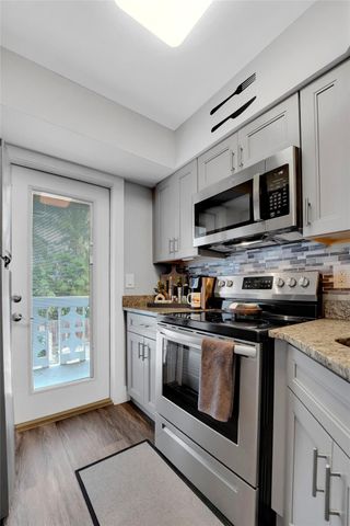 2161 NE 42nd Court 215, Lighthouse Point, FL 33064