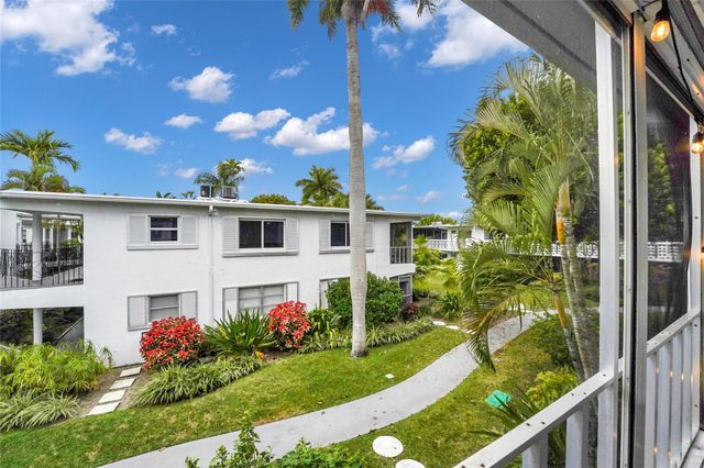 2161 NE 42nd Court 215, Lighthouse Point, FL 33064