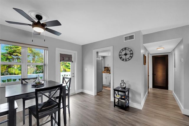 2161 NE 42nd Court 215, Lighthouse Point, FL 33064