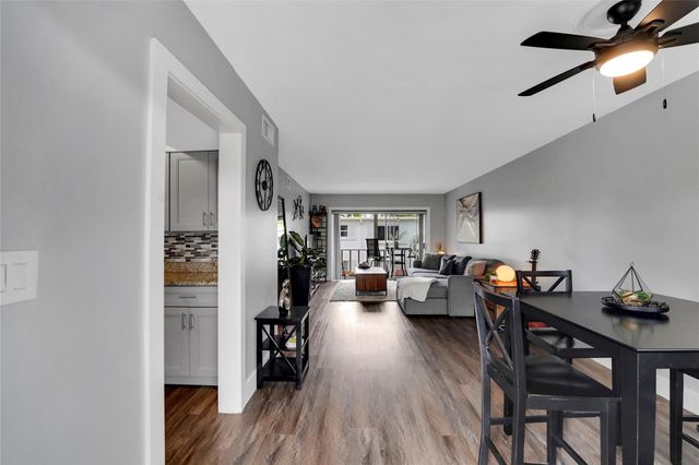 2161 NE 42nd Court 215, Lighthouse Point, FL 33064