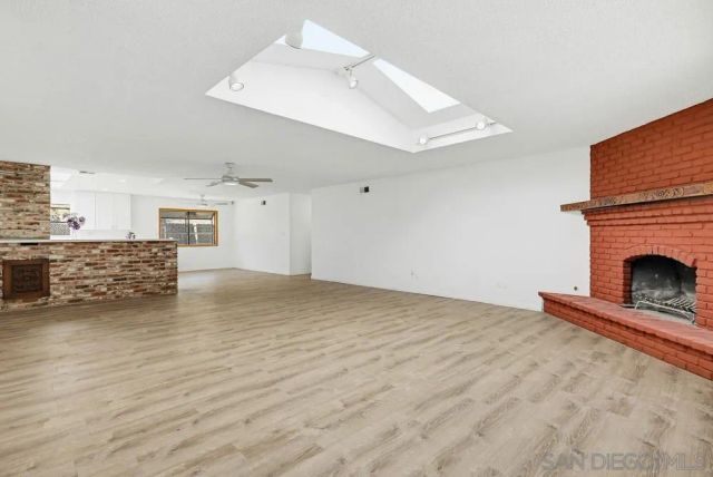 160 Scottford, El Cajon, CA 92021