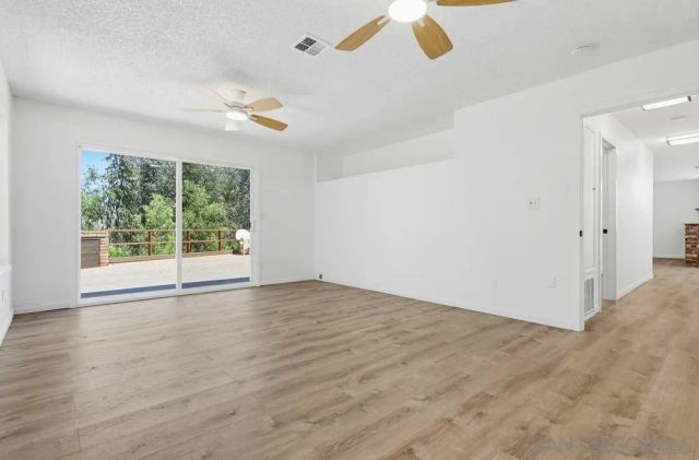 160 Scottford, El Cajon, CA 92021