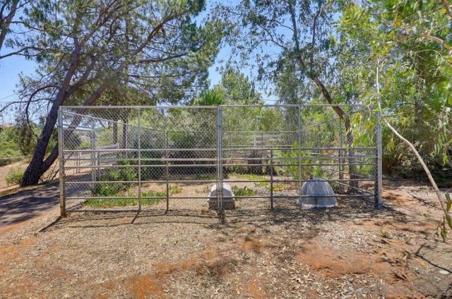 160 Scottford, El Cajon, CA 92021