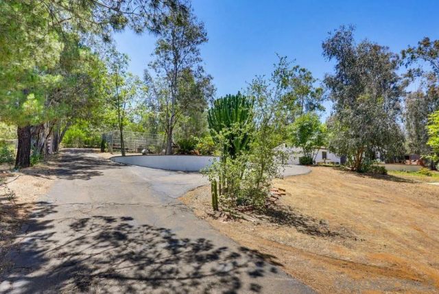 160 Scottford, El Cajon, CA 92021