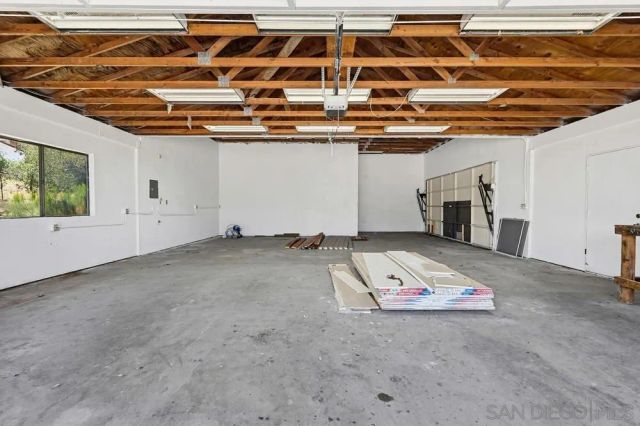 160 Scottford, El Cajon, CA 92021