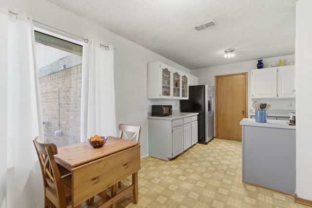 2111 Dorothy Lane, Sanctuary, TX 76020