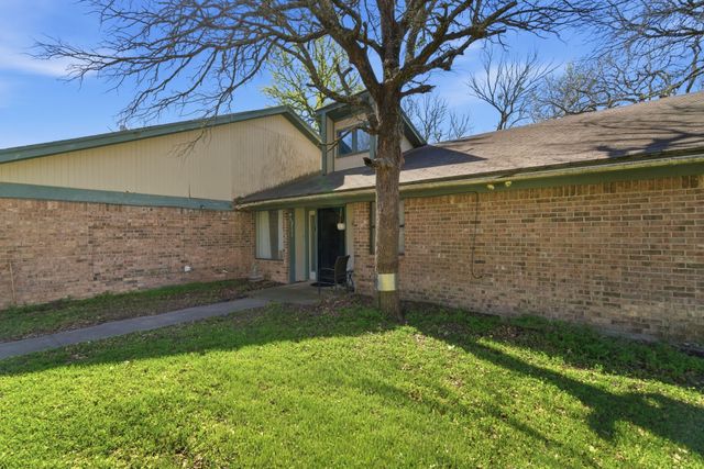 2111 Dorothy Lane, Sanctuary, TX 76020