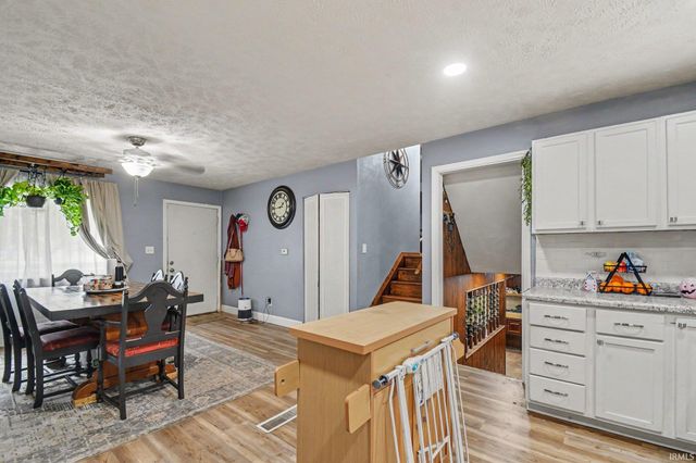 1127 S Parkway Street, South Bend, IN 46619