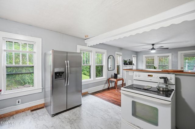 806 Beech Street, Elizabethton, TN 37643