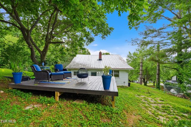 806 Beech Street, Elizabethton, TN 37643