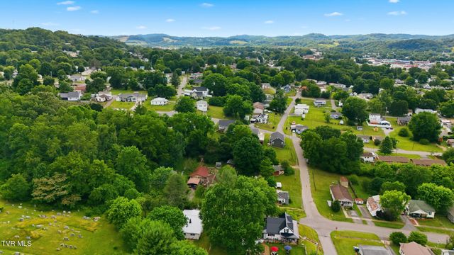 806 Beech Street, Elizabethton, TN 37643