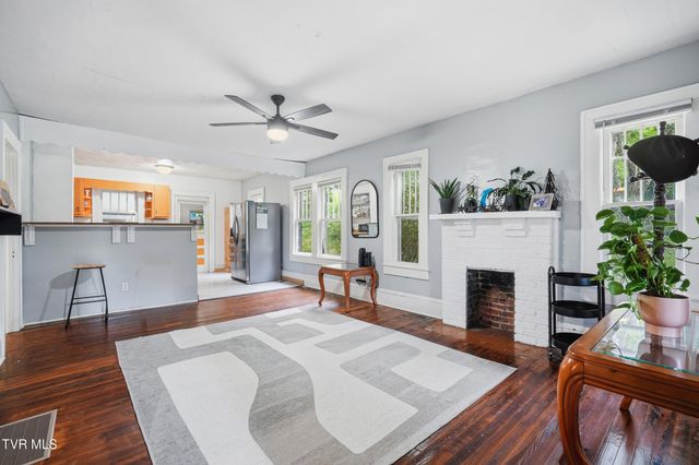 806 Beech Street, Elizabethton, TN 37643