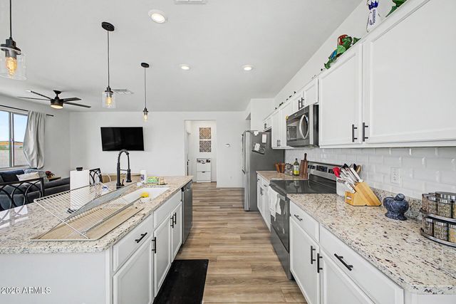 2856 W Monte Way, Laveen, AZ 85339