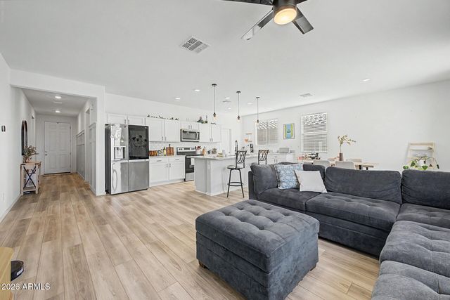 2856 W Monte Way, Laveen, AZ 85339