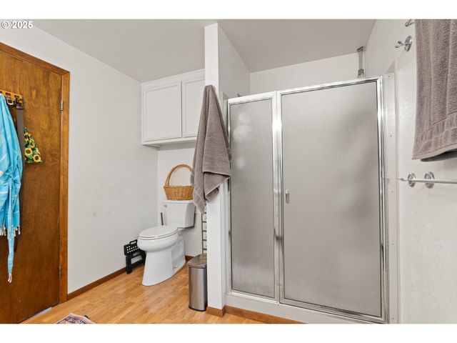 240 PRUDEN HILL Ln, Canyonville, OR 97417