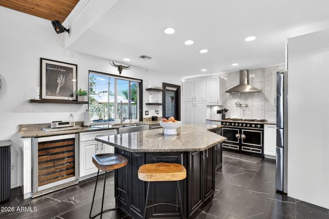412 E LOYOLA Drive, Tempe, AZ 85282