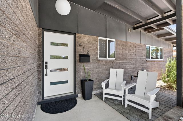 412 E LOYOLA Drive, Tempe, AZ 85282