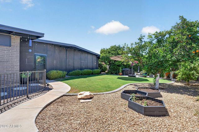 412 E LOYOLA Drive, Tempe, AZ 85282