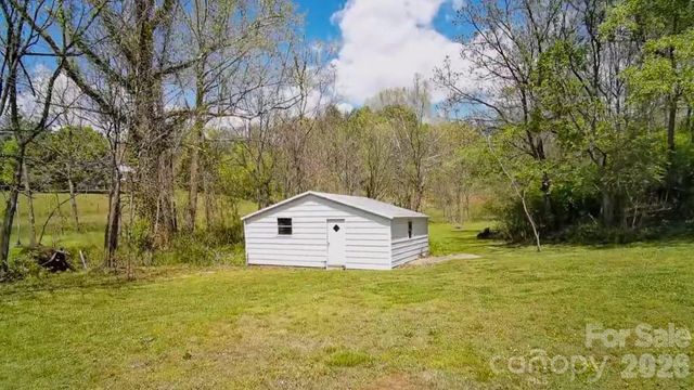 71 Bullfrog Cove Road, Sylva, NC 28779