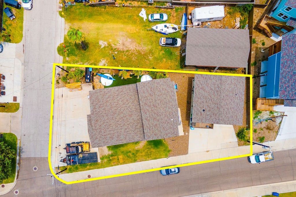 141 W Roberts Ave, Port Aransas, TX 78373 — photo 4