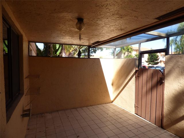 11248 SW 11th Street 12248, Pembroke Pines, FL 33025