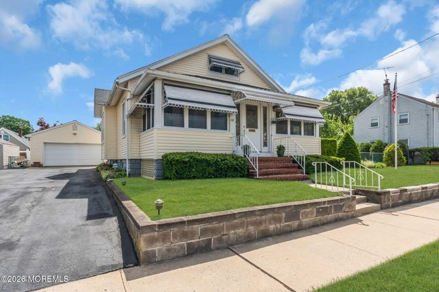 142 Reed Avenue, Hamilton, NJ 08610