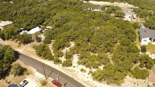 280 SCENIC HILLS DR, Canyon Lake, TX 78133