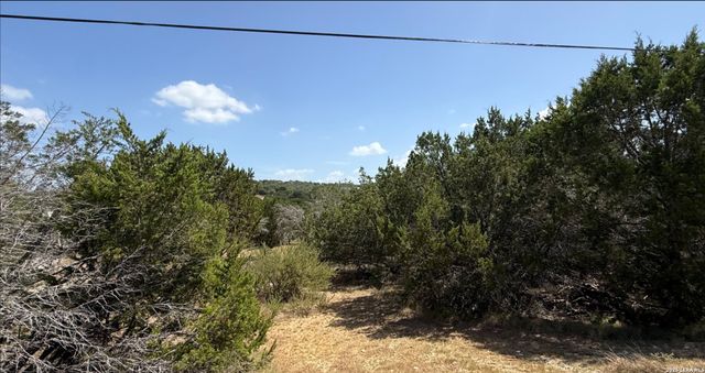 280 SCENIC HILLS DR, Canyon Lake, TX 78133
