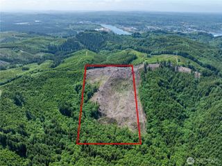 90 E Wishkah Road, Aberdeen, WA 98520