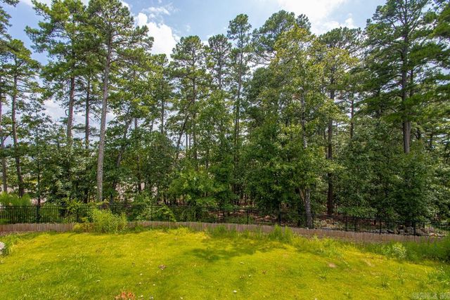 35 Haywood Court, Little Rock, AR 72223