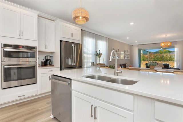 8516 GOLDEN DAWN COURT, Sarasota, FL 34241