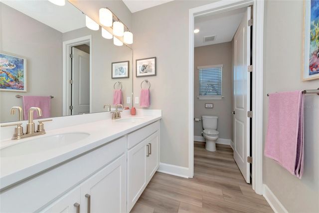 8516 GOLDEN DAWN COURT, Sarasota, FL 34241