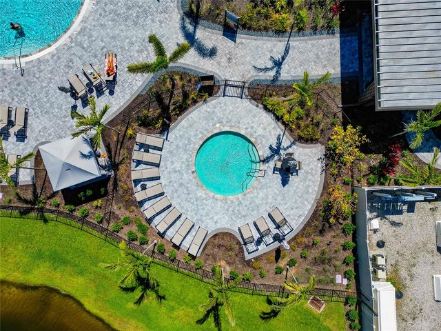 8516 GOLDEN DAWN COURT, Sarasota, FL 34241