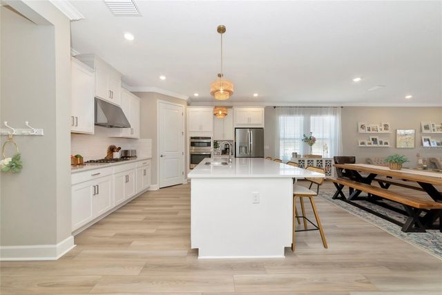 8516 GOLDEN DAWN COURT, Sarasota, FL 34241