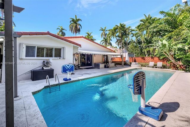 7711 Miami View Dr, North Bay Village, FL 33141
