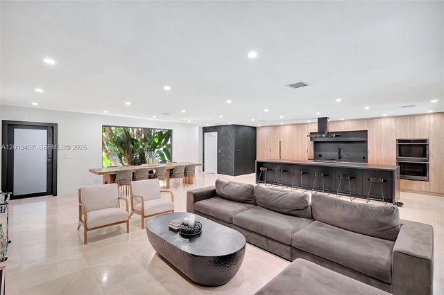 7711 Miami View Dr, North Bay Village, FL 33141