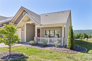 96 Copper Valley Lane, Hendersonville, NC 28739
