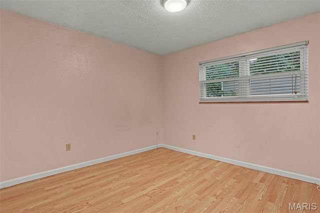 116 Horn Avenue, St Louis, MO 63125